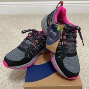Asics Gel-Venture 7 Color: Carrier Grey/Silver Size: 7